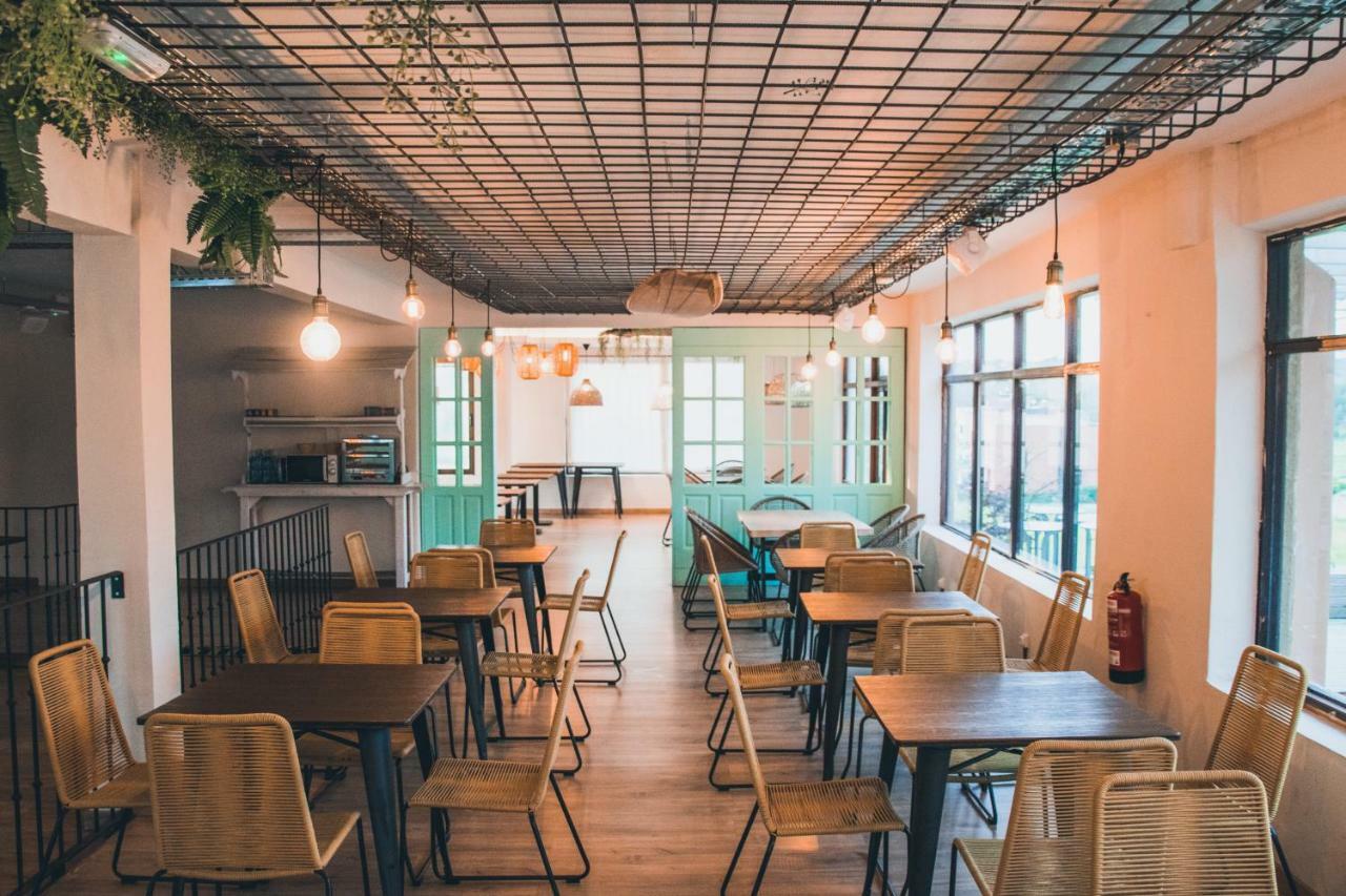 Latas Surf Lodge Лоредо Екстериор снимка