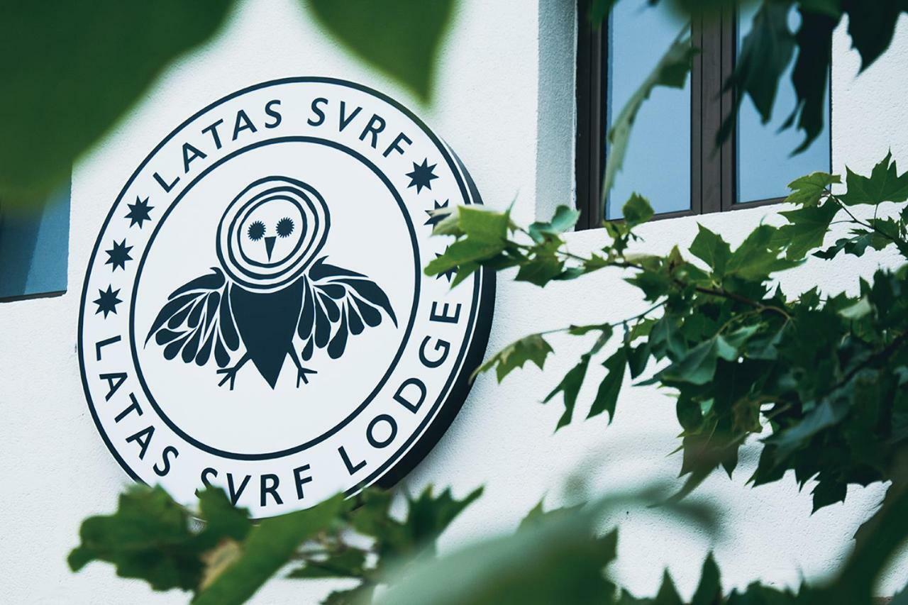 Latas Surf Lodge Лоредо Екстериор снимка
